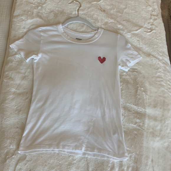 Sunday Best white heart tee - Picture 1 of 1